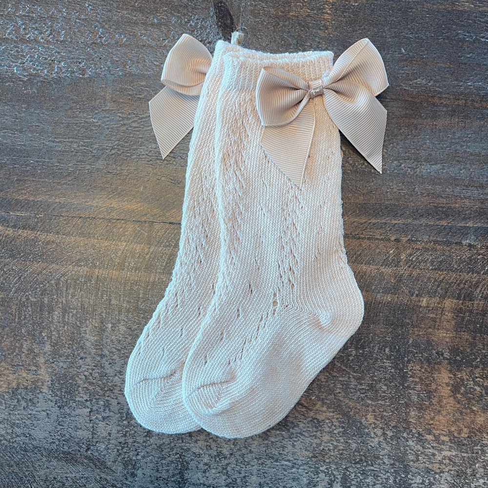 Elegant Cream Knit Socks with Bows